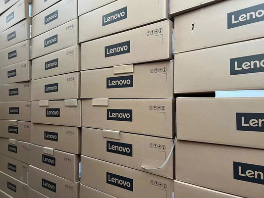 ThinkSystem SR250 V2 4SFFの棚貯蔵サーバーIntel Xeon E-2378Gプロセッサ