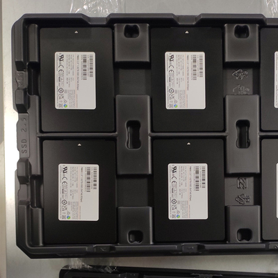 MZ7LH3T8HMLTサムスンPM883 3.84 TB 6Gb/S 2.5&quot; AES 256ビット ソリッド ステート ドライブ
