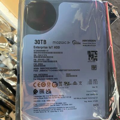 シゲート エキゾス エンタープライズ ハードドライブ EXOS 28TB モデル番号: ST30000NM011F
